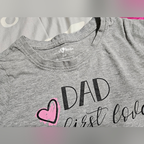 🥳 3/$16 Girls Dad Graphic Tee Sz 7/8 BONUS - Picture 2 of 2